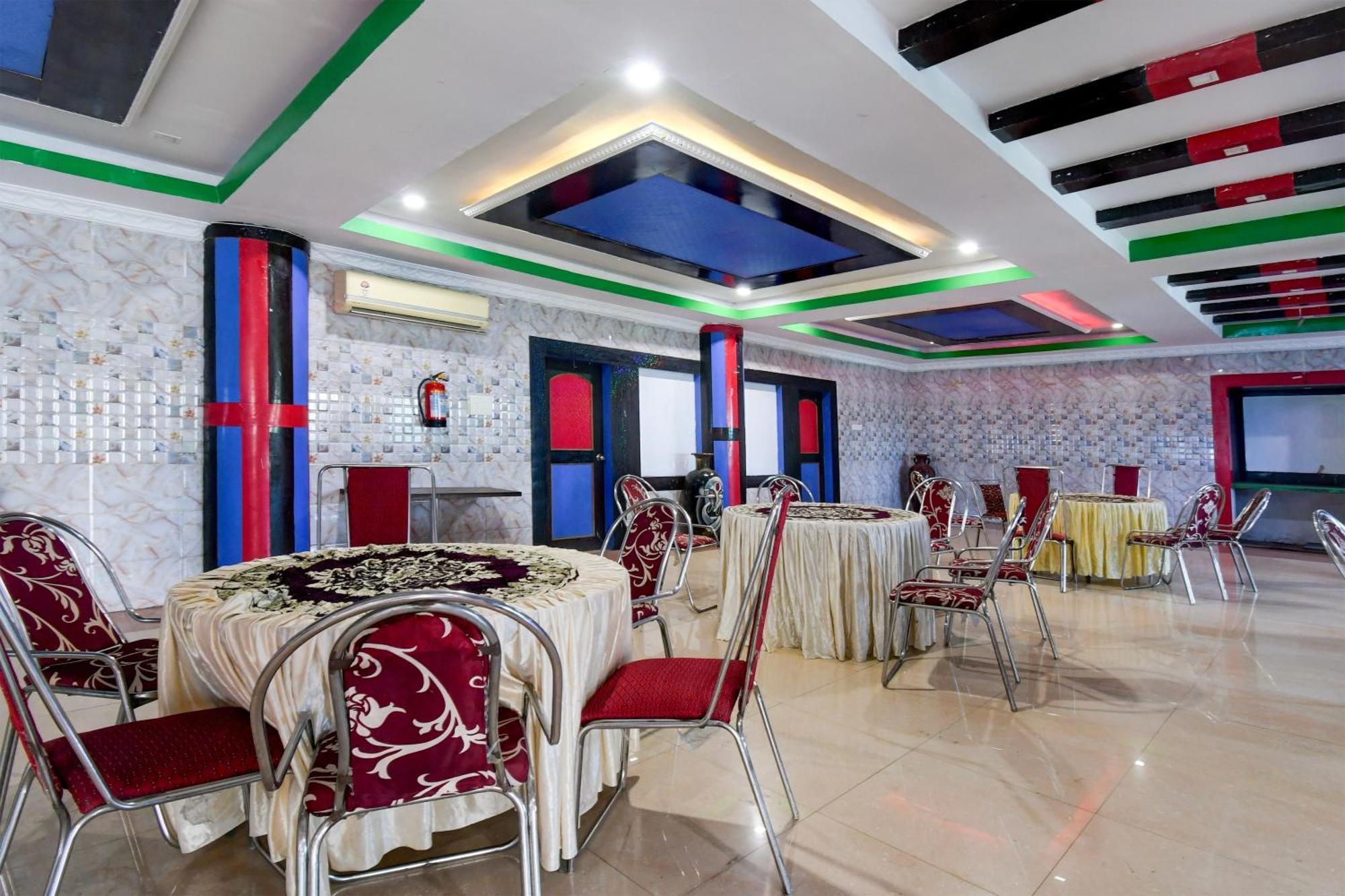 Hotel O Blue Royal Bhubaneswar Exterior foto